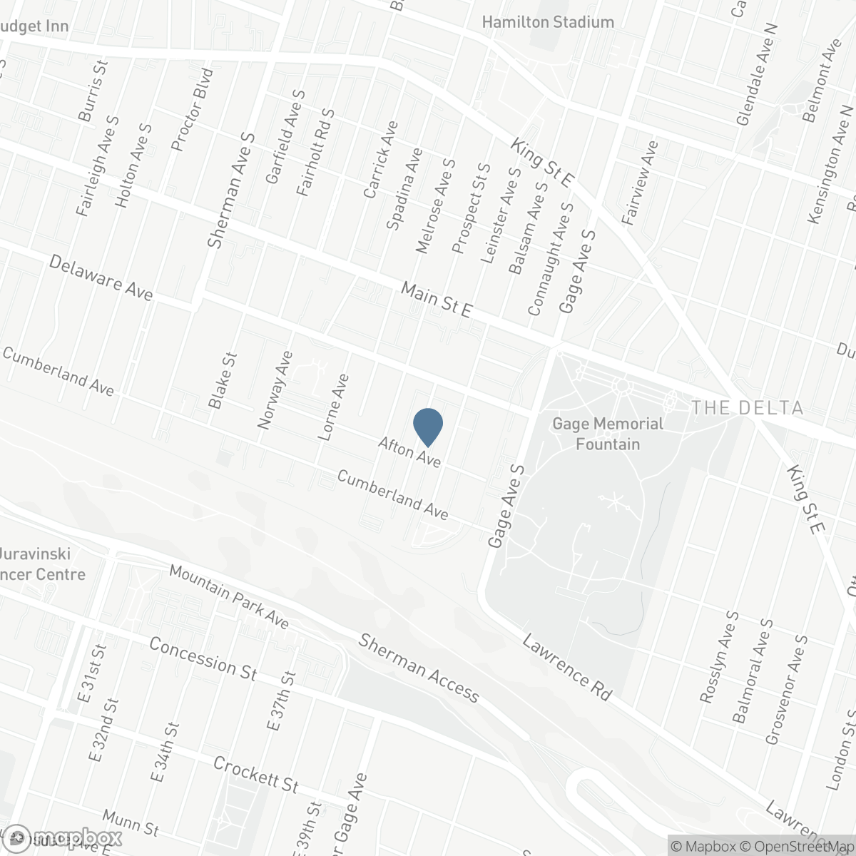 33 CEDAR Avenue, Hamilton, Ontario L8M 3A6